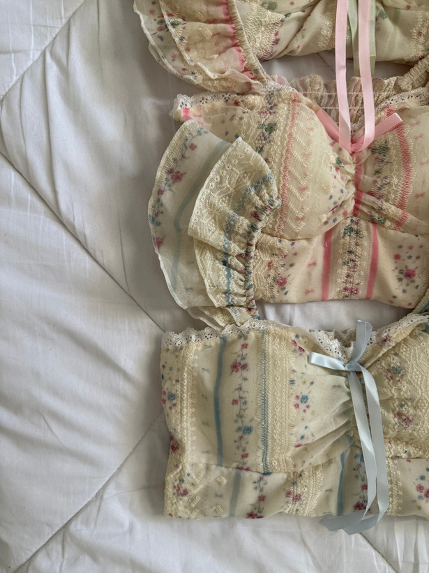 تاپ گلدار پرنسسی
